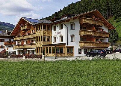 Almhotel Bergerhof Sarntal
