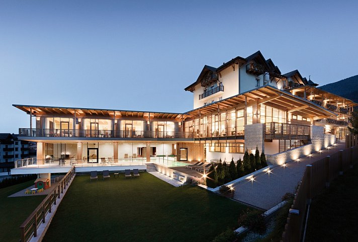 Hotel Corona Dolomites