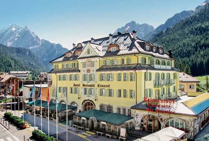 Schloss Hotel & Club Dolomiti - Außenansicht