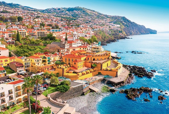 Orca Praia - Blick auf Funchal