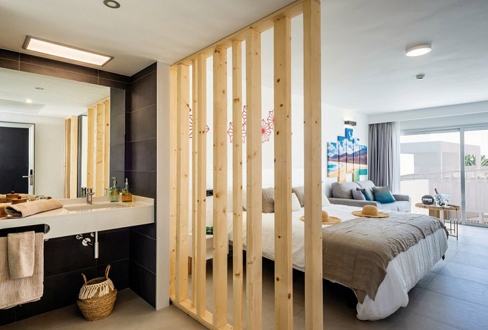 Hotel Taimar - Wohnbeispiel Juniorsuite (Zimmercodierungen JB1, JB2 & JP1)