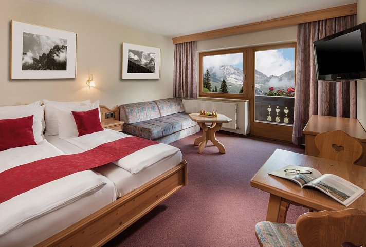 Hotel Höhlenstein - Wohnbeispiel Doppelzimmer Superior (Zimmercodierung DB9)