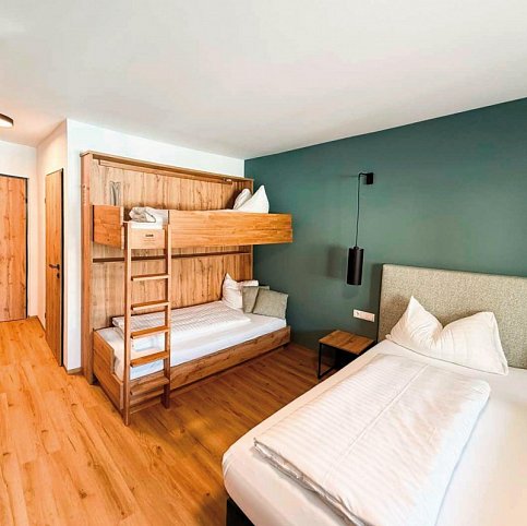 Wander- und Familienhotel Erika - Wohnbeispiel Familienzimmer