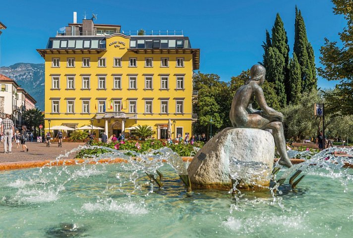 Grand Hotel Riva - Außenansicht