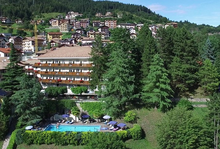 Hotel Miralago - Außenansicht